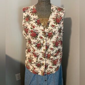 ROO CROSSING floral vintage vest